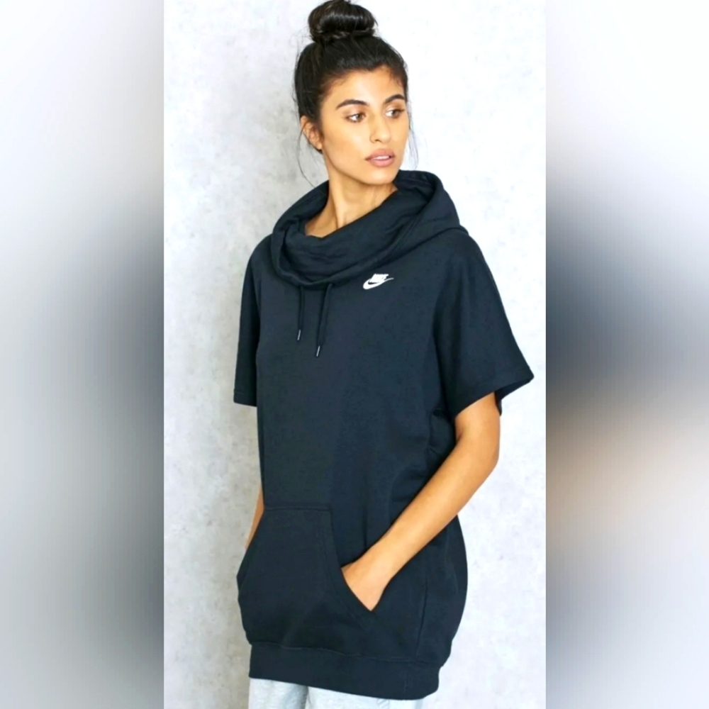 Nike Dri Fit short sleeve hoodie